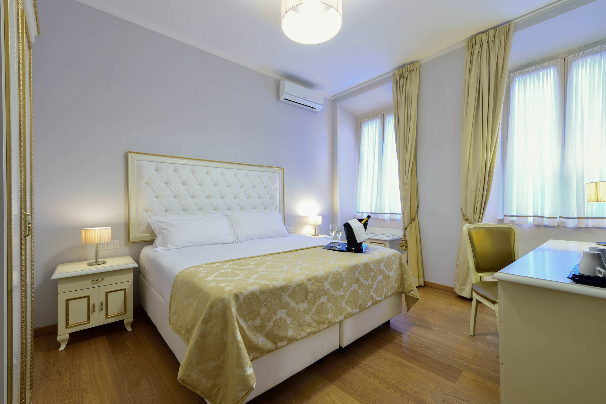 Gravina Suite Frattina Рим Екстер'єр фото